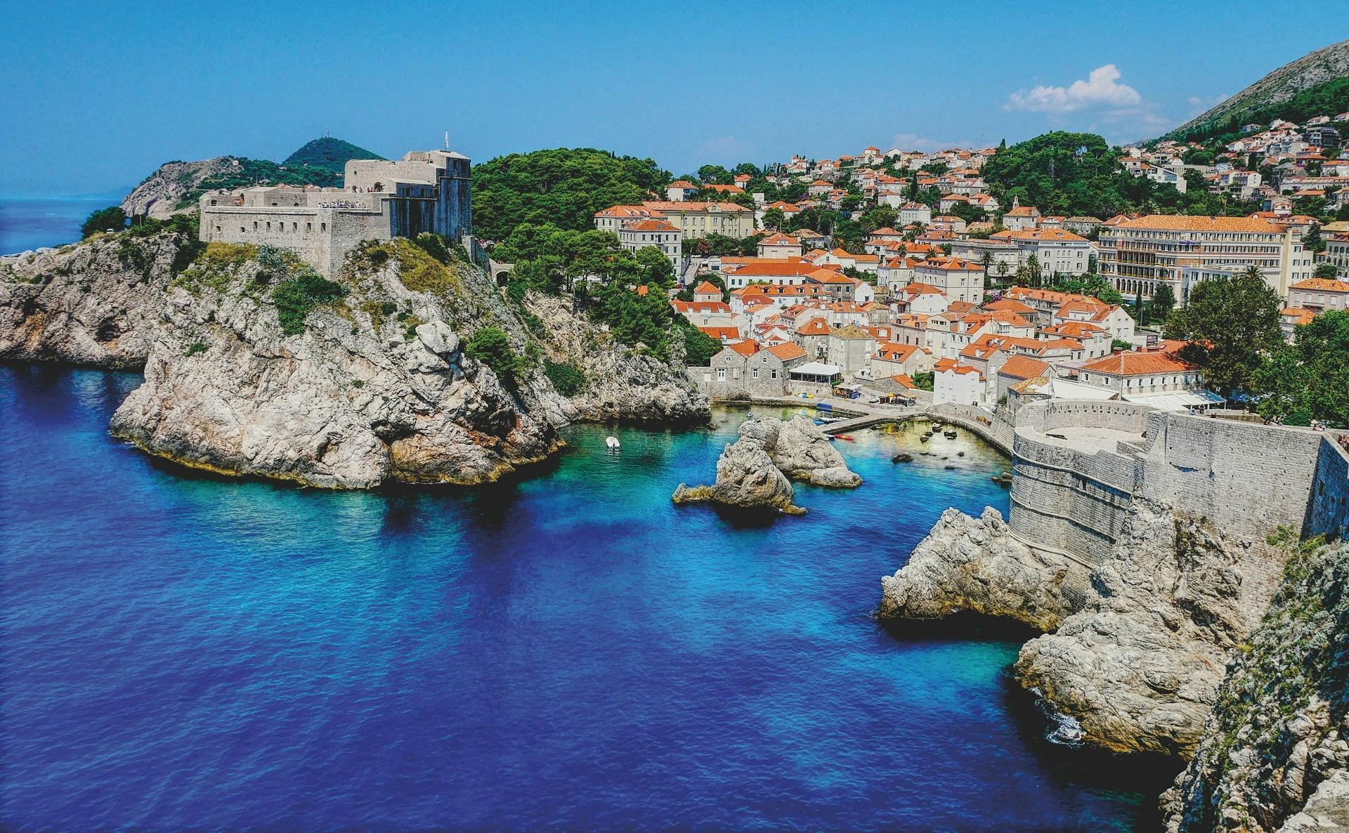 5 Ways to Find Peace of Mind in Croatia - background banner